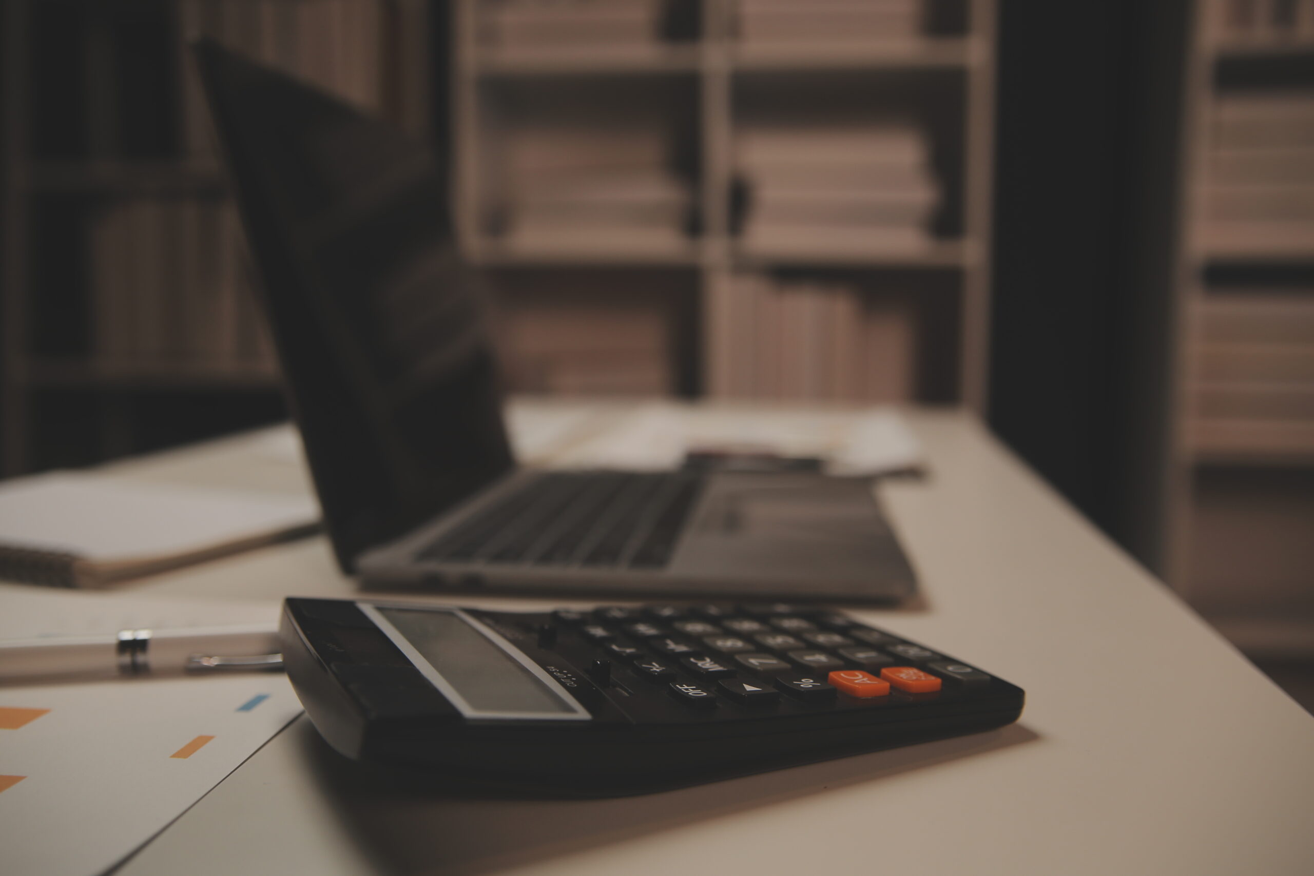 Formar profissionais para o IBS/CBS se tornou diferencial estratégico para empresas em transição fiscal