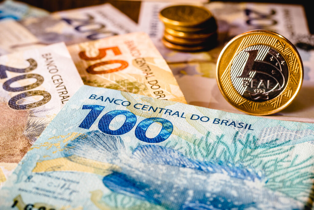 Saiba por que a reforma tributária foi criada. Entenda os motivos técnicos e estratégicos que impulsionaram a mudança do sistema brasileiro.