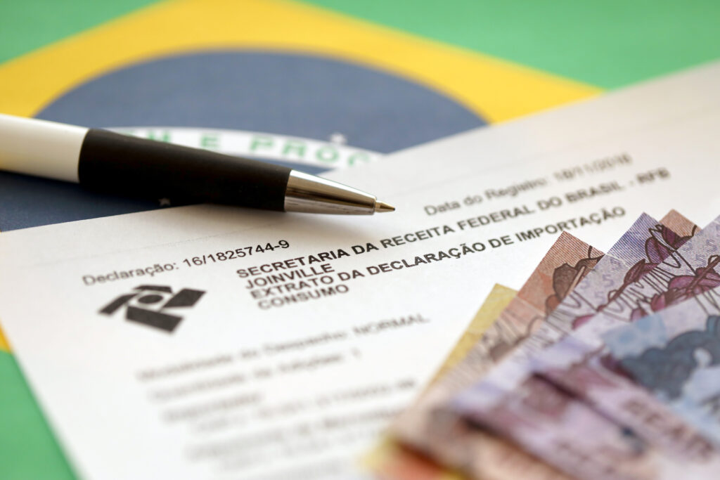 Receita Federal suspende multas por IBS e CBS no início de 2026. Veja prazos, regras e impactos práticos.