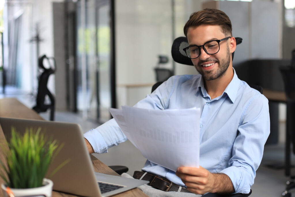 Lei Complementar 227 passa a contar prazos em dias úteis. Veja impactos práticos para empresas, contadores e advogados tributários.